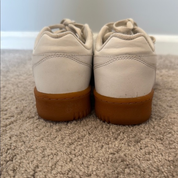 Reebok Workout Plus Sneakers in white gum - Picture 5 of 10